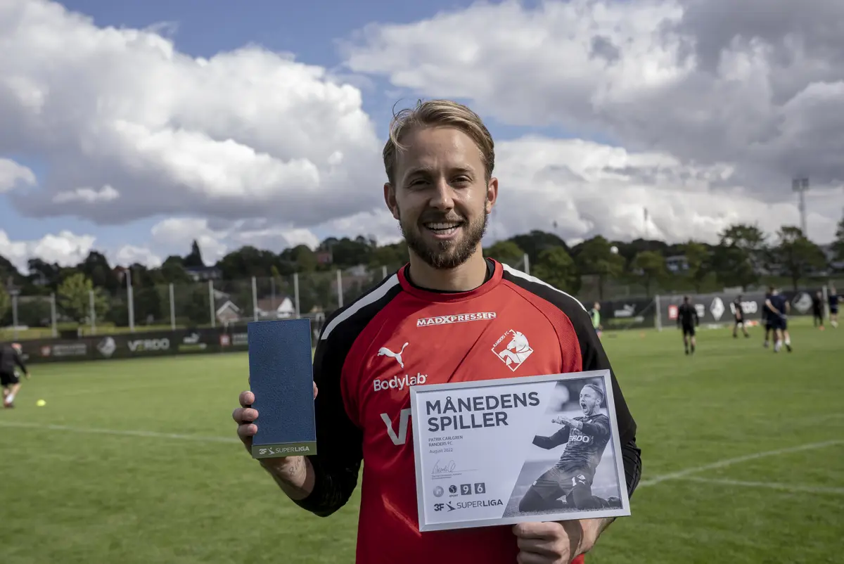 Patrik Carlgren kåret til månedens spiller i 3F Superligaen
